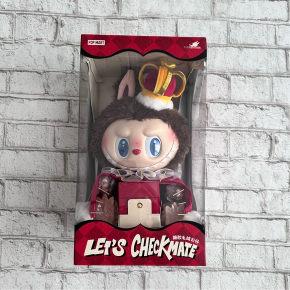 Labubu Lets Checkmate (King) - Picture 2 of 13